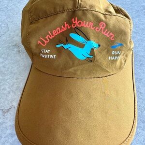 Brooks Running Carmel Brown Run Happy Cap hat
